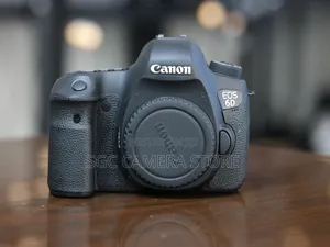 Canon Eos 6d . // Home Used // 8months Warranty