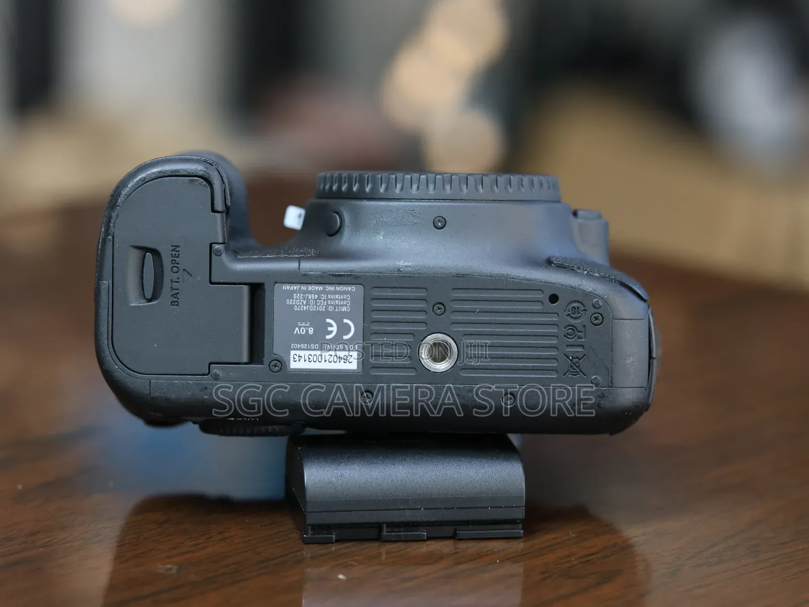 Canon Eos 6d . // Home Used // 8months Warranty