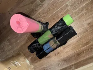 Thick Luxury Yoga Mats With Its Bag