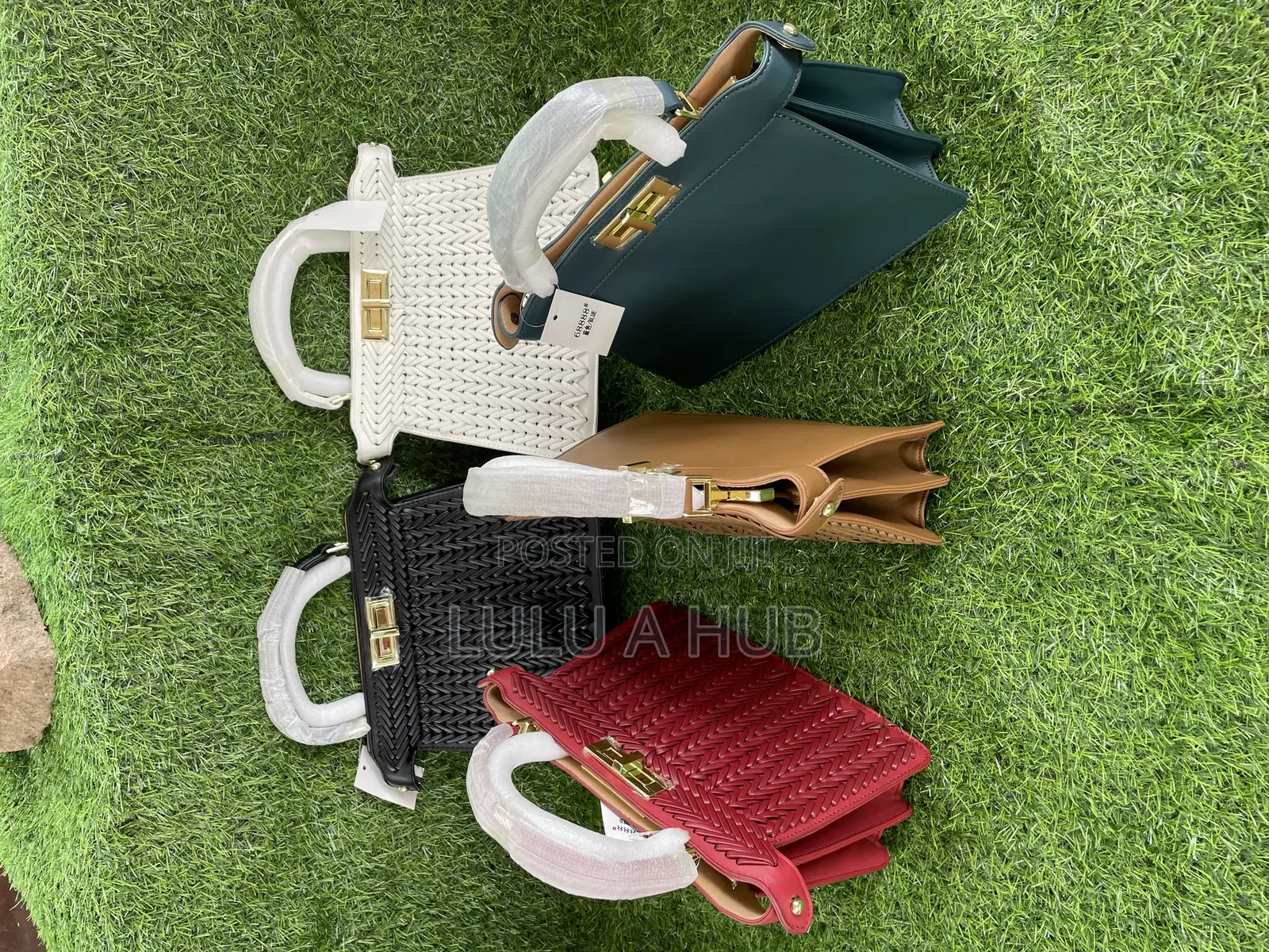 Hand Bags for Ladies