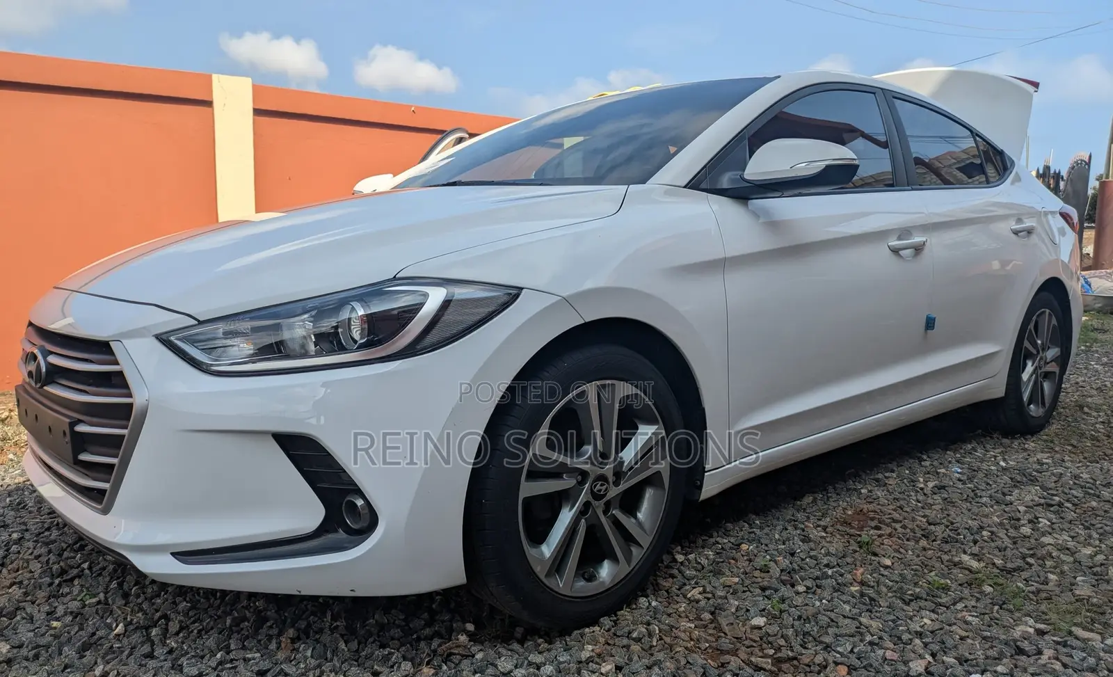 Hyundai Avante 2017 White