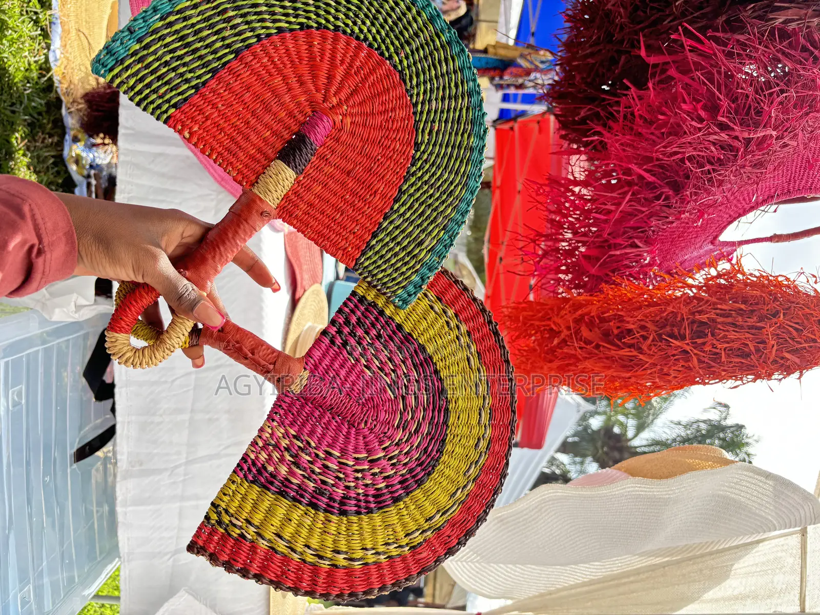 Bolga Handfan
