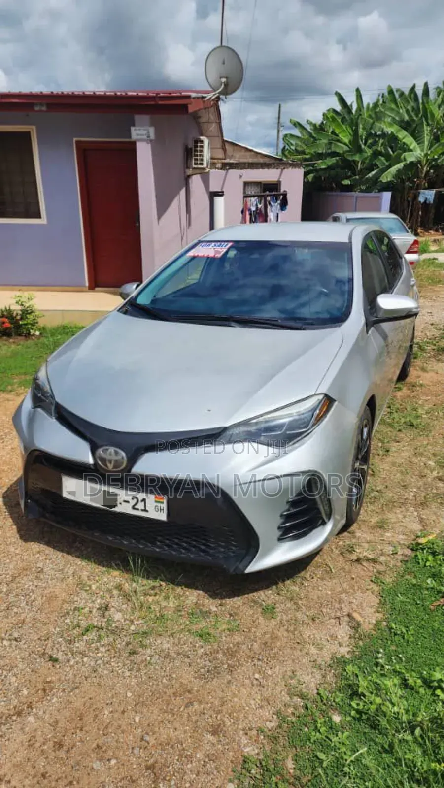 Toyota Corolla SE 4dr Sedan (1.8L 4cyl CVT) 2017 Silver