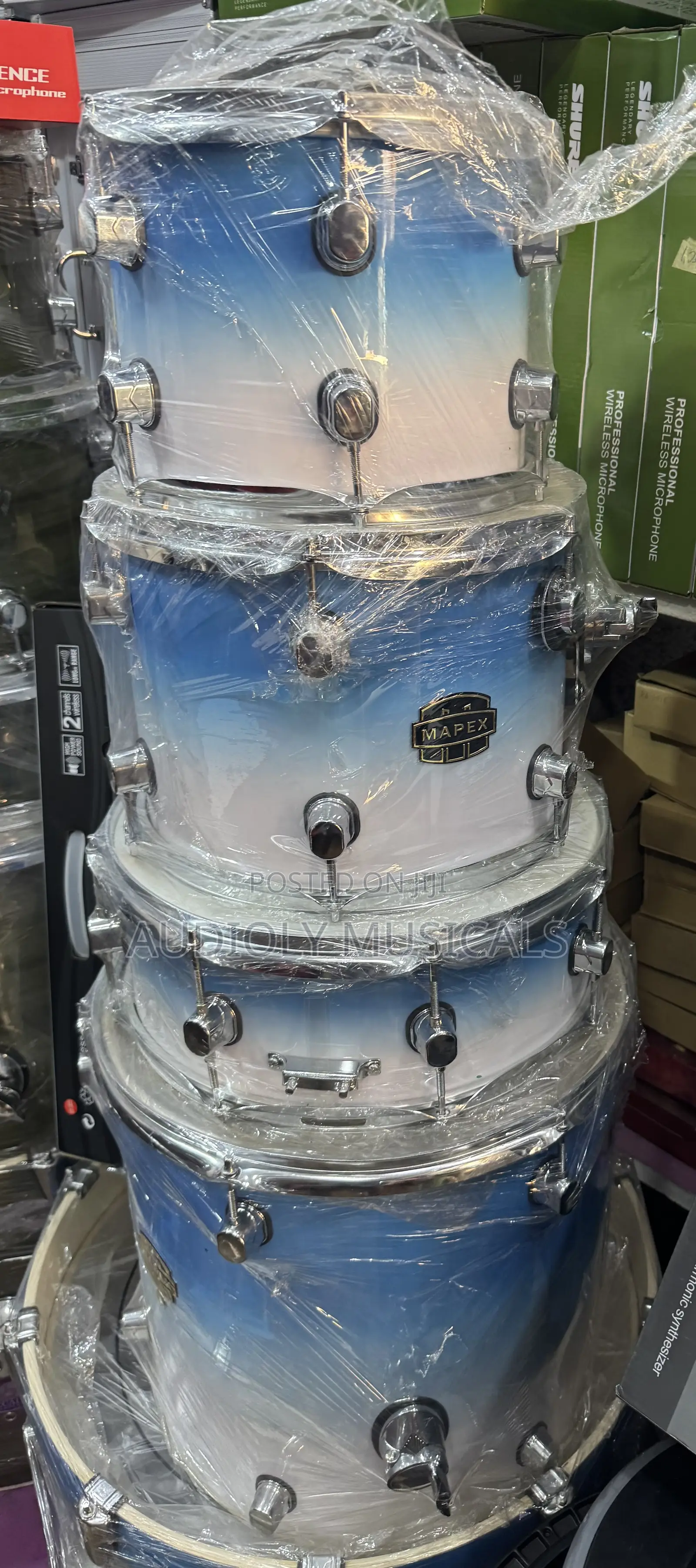 Mapex 5-Set Drums With With Cymbals