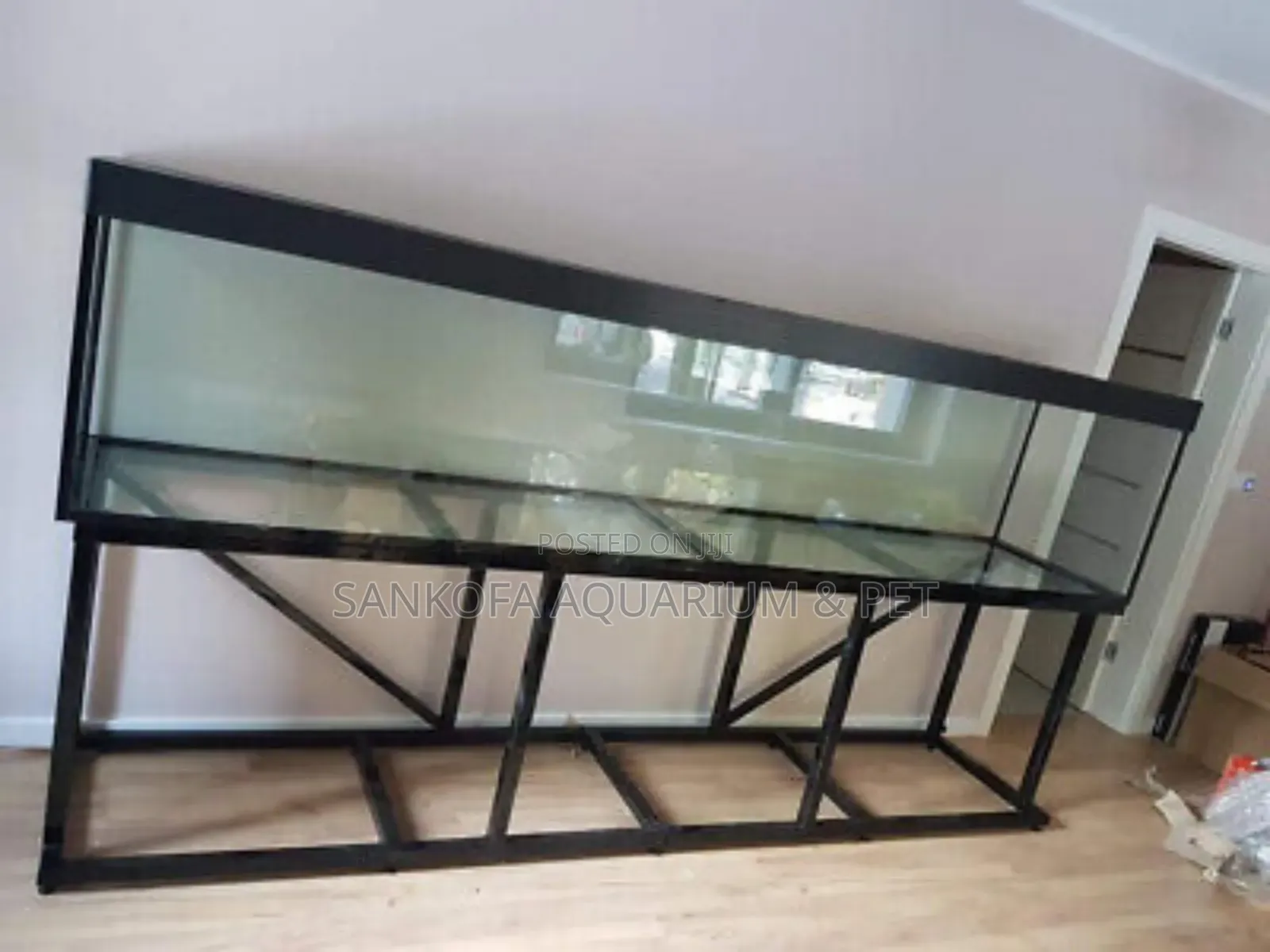 Angle Bar Metallic Glass Aquarium