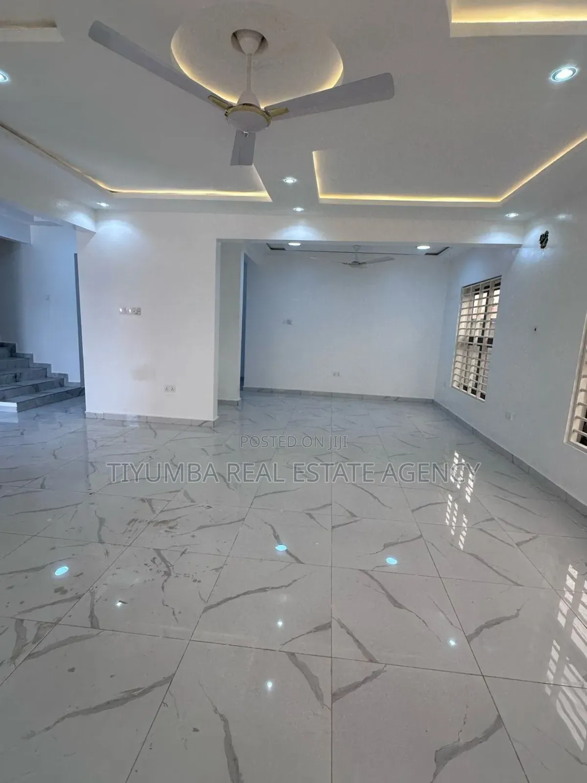 4bdrm Duplex in Tiyumba Agency., Haatso for sale