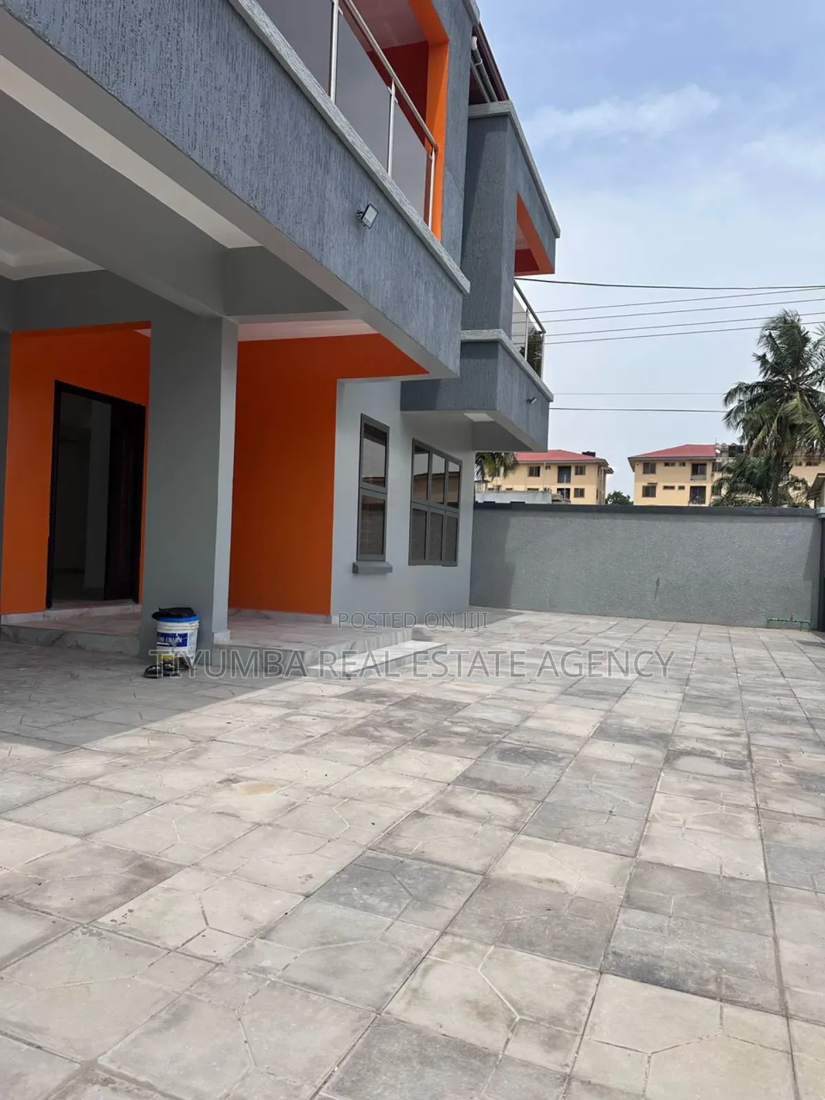 4bdrm Duplex in Tiyumba Agency., Haatso for sale