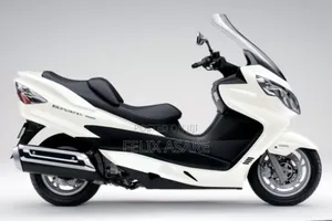 Suzuki Burgman 2020