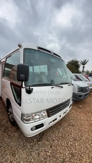 Toyota Coaster 2012 Yellow