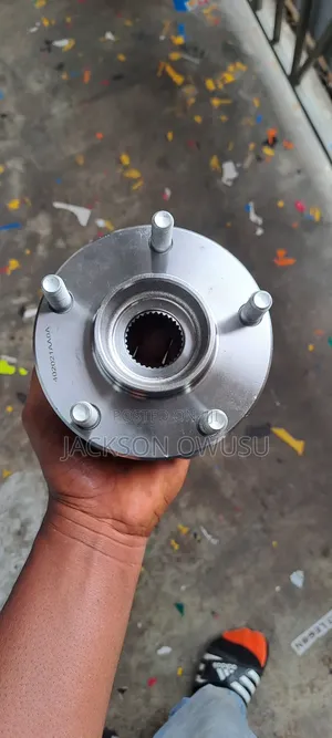 Nissan Pathfinder Front Hub Bearing