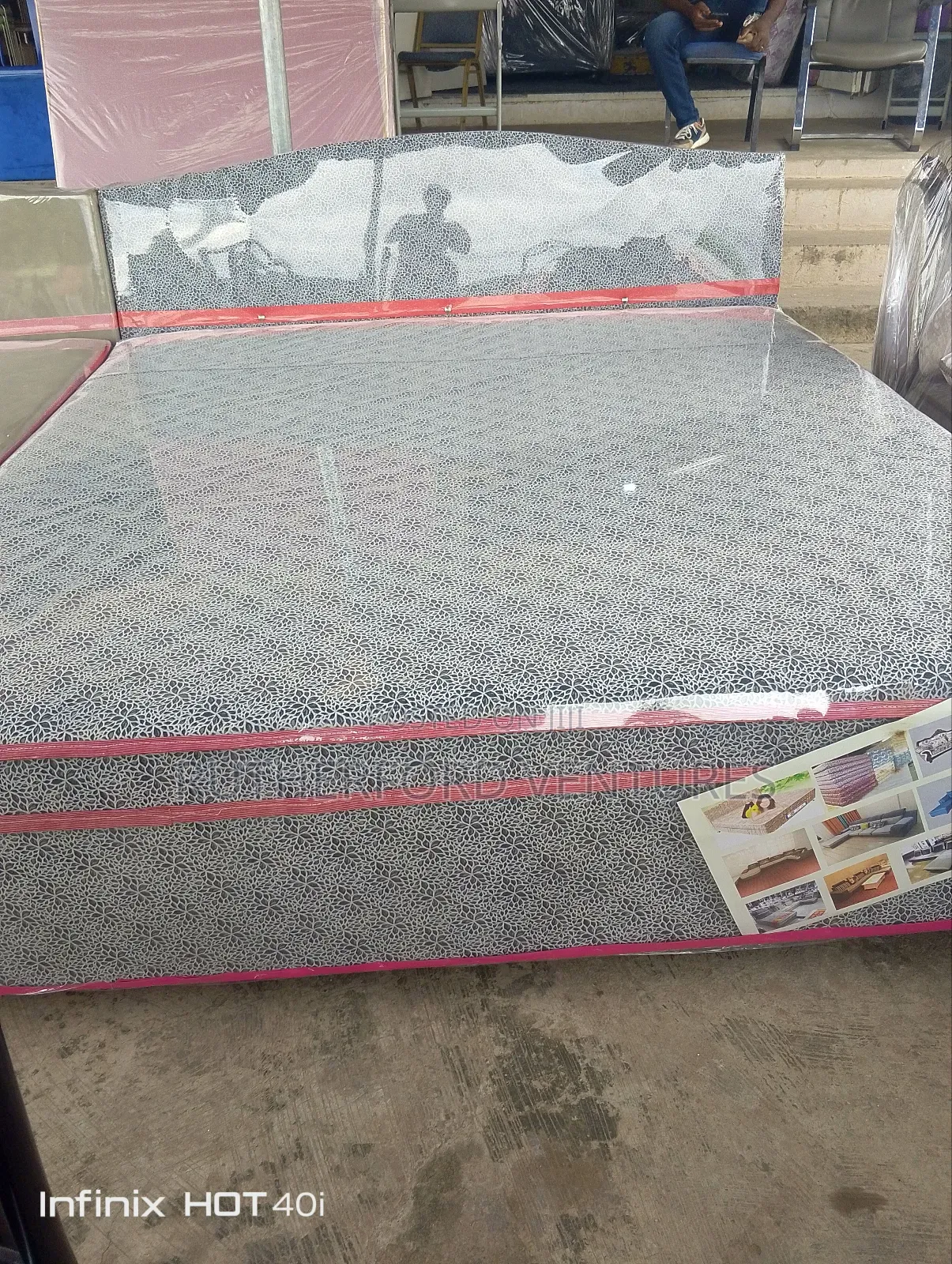 Quality And Comfortable Complete Bed Together With Mattress