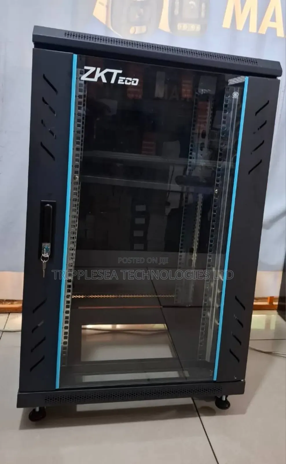 Zkteco Networking Rack 18u 600x600