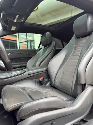Mercedes-Benz E400 2022 White