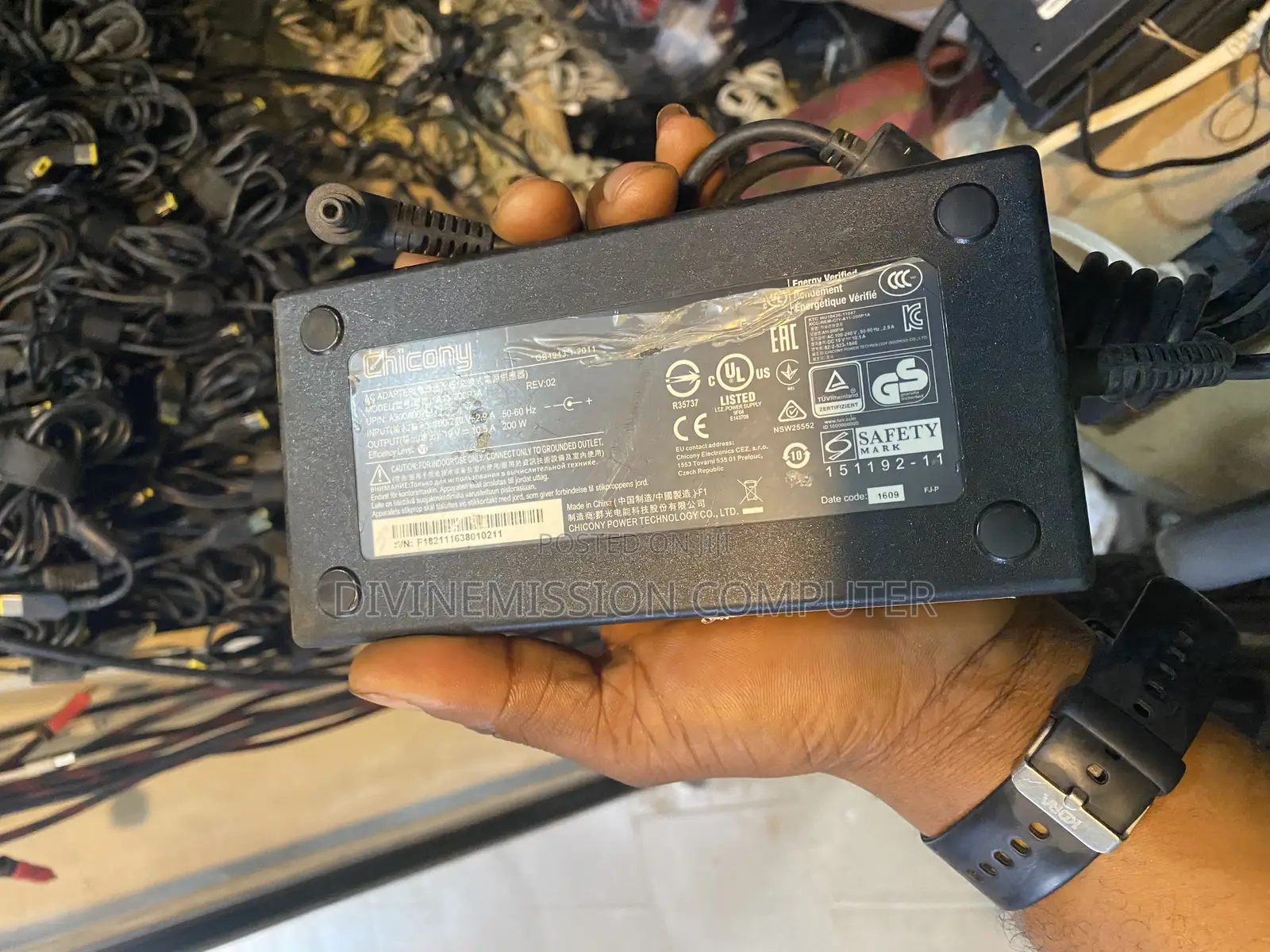 Msi Chicony Adapter/Charger 19v=10.5a (200w)