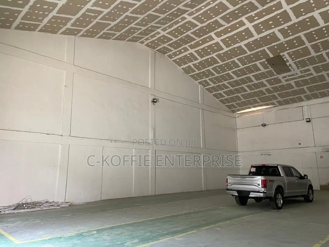 300 SQM Warehouse at Spintex for Rent