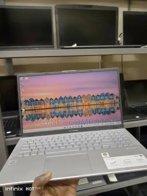 Laptop Asus VivoBook 15 X510UQ 8GB Intel Core i3 SSD 256GB