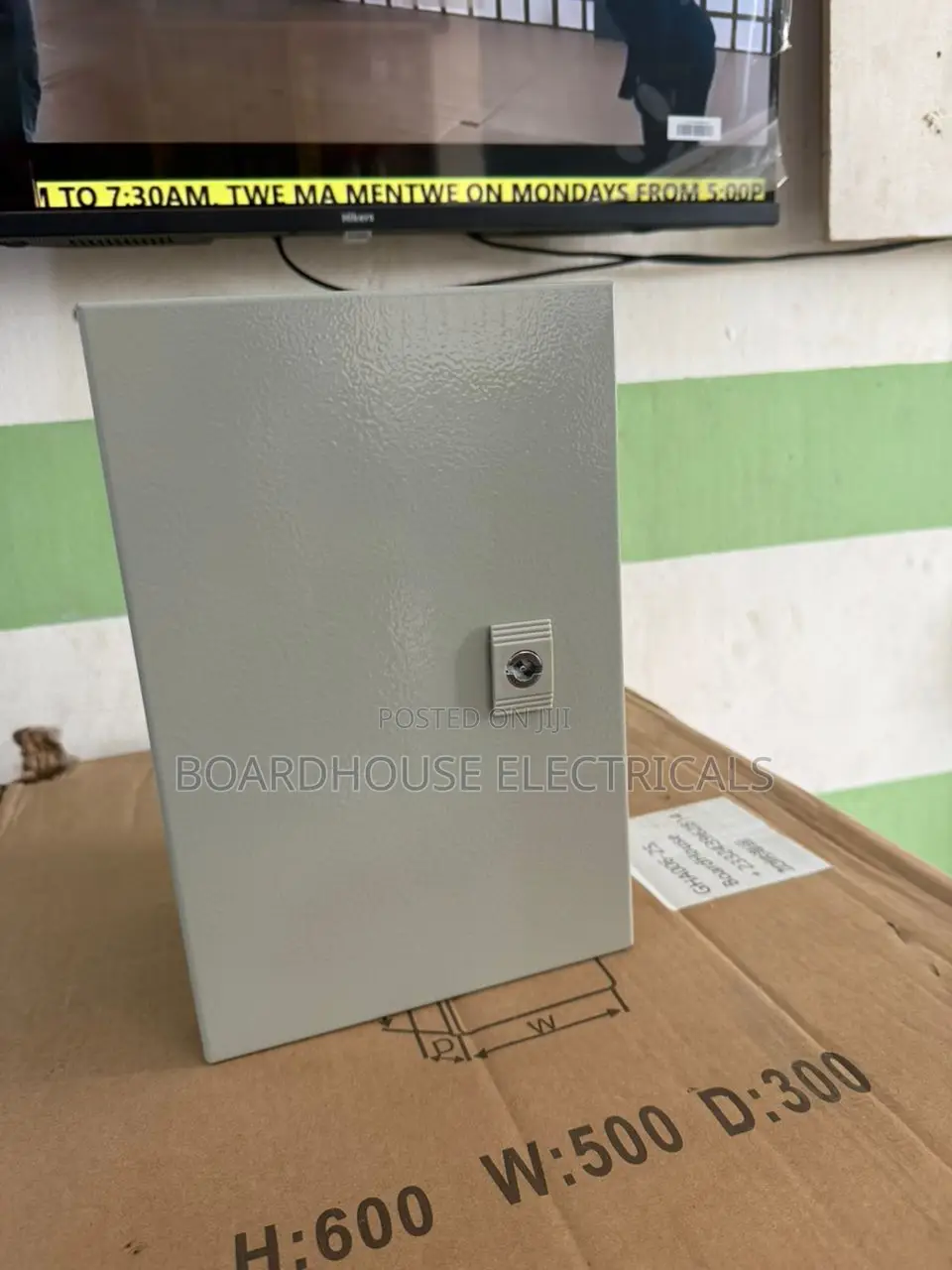 400*300*200 Metallic Enclosure