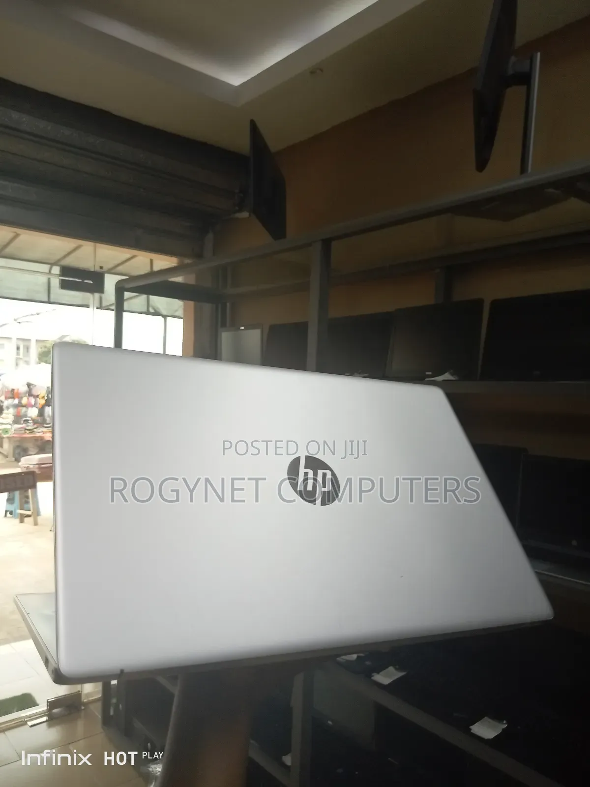 Laptop HP 17-3000 16GB AMD Ryzen 5 SSD 256GB