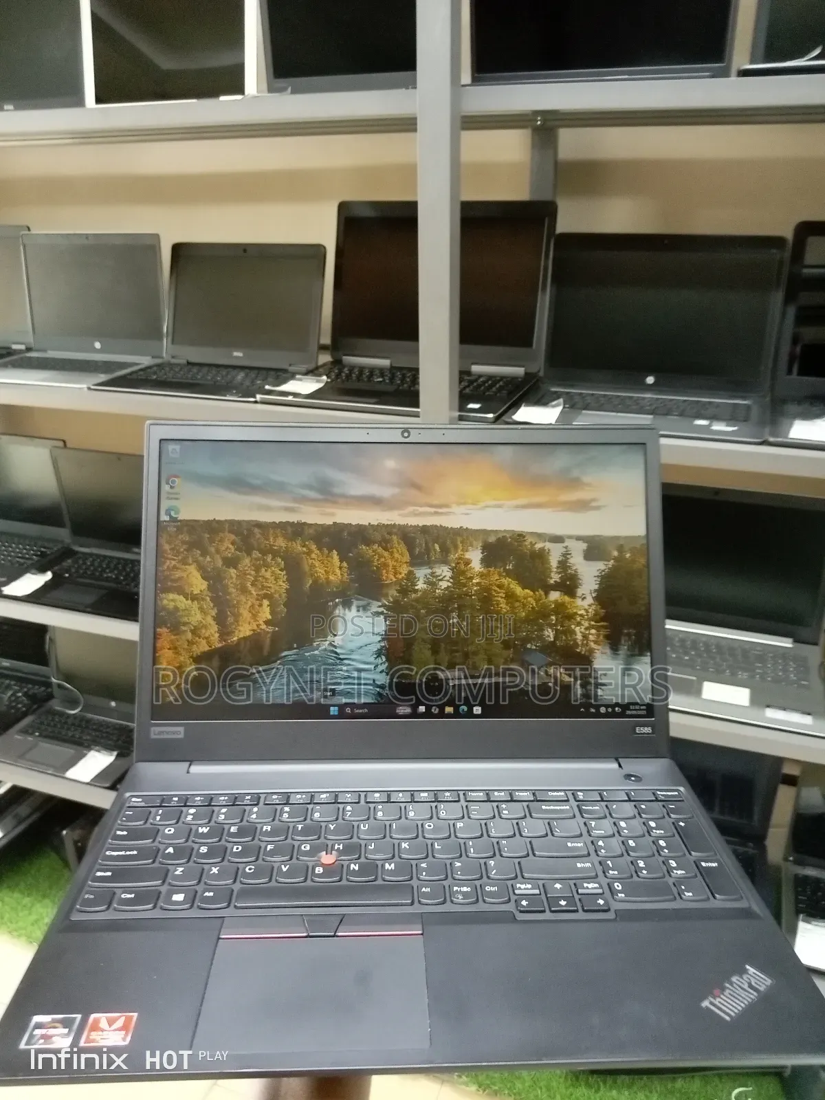 Laptop Lenovo ThinkPad E585 8GB AMD Ryzen 5 SSD 256GB