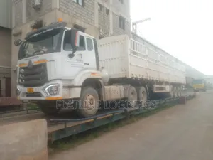 Bucket Trailers for Long and Short Term Lease