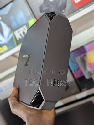 Desktop Computer HP Z2 8GB Intel Core I7 SSD 512GB
