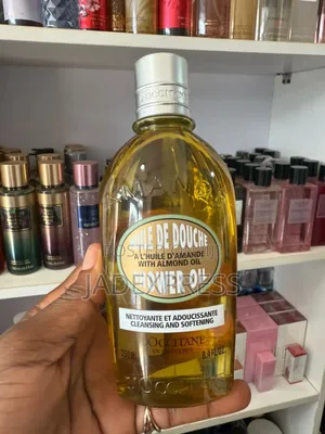 l'Occitane Almond Shower Oil 250ml