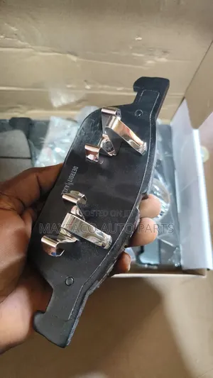 Detroit Premium Brake Pad for Ford Edge