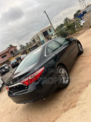 Toyota Camry SE 4dr Sedan (2.5L 4cyl 6A) 2017 Black