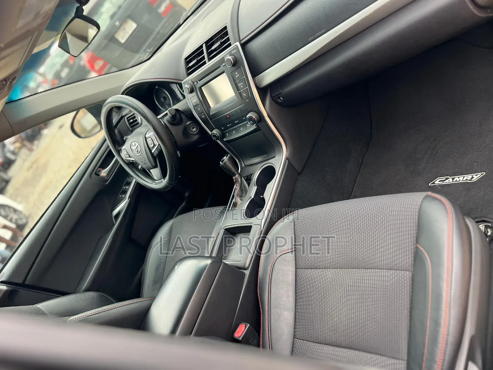 Toyota Camry SE 4dr Sedan (2.5L 4cyl 6A) 2017 Black