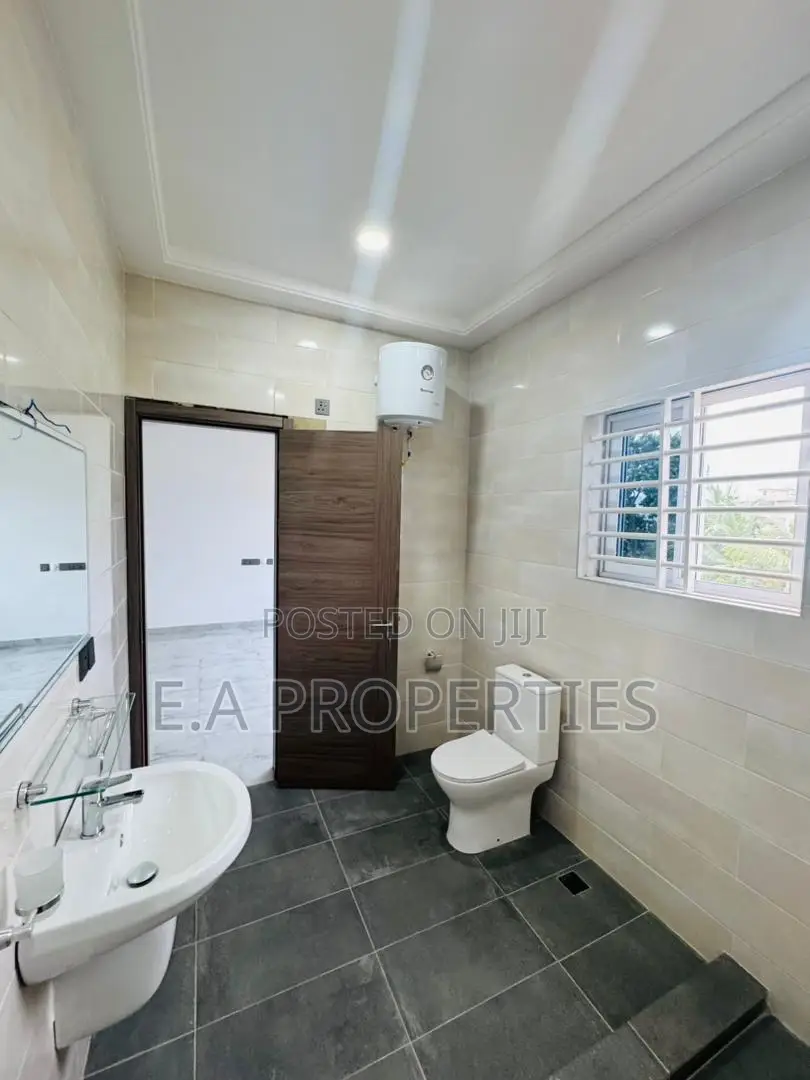4bdrm House in E A Properties, SDA Area for sale