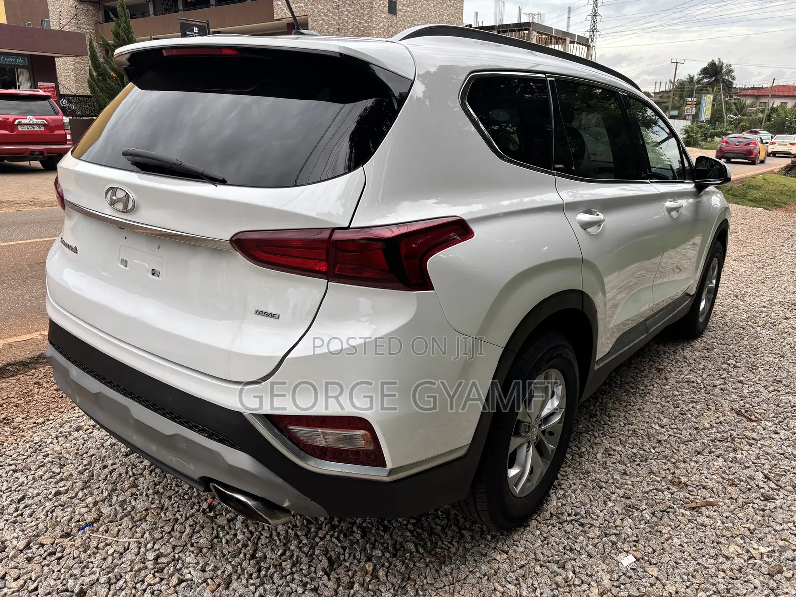 Hyundai Santa Fe SE 2.4 AWD 2019 White