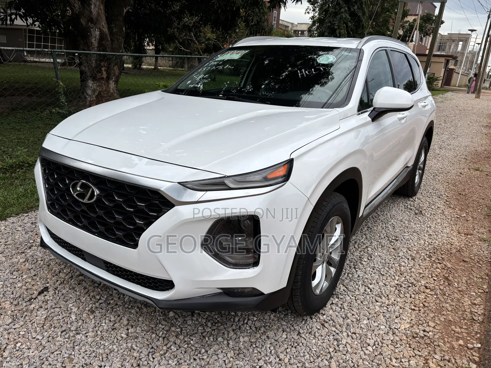 Hyundai Santa Fe SE 2.4 AWD 2019 White
