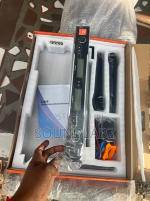 Jbl Vm900 Uhf Wireless Microphone System.