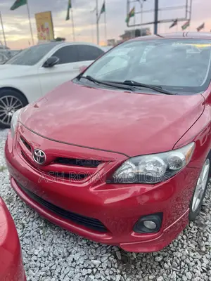 Toyota Corolla S 4dr Sedan (1.8L 4cyl 4A) 2013 Red