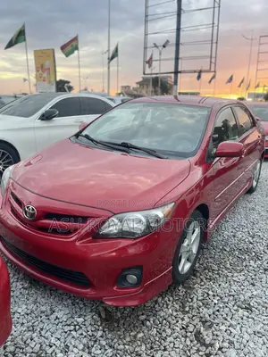 Toyota Corolla S 4dr Sedan (1.8L 4cyl 4A) 2013 Red