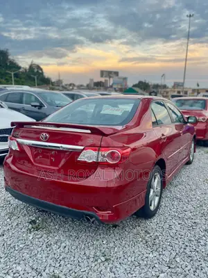 Toyota Corolla S 4dr Sedan (1.8L 4cyl 4A) 2013 Red