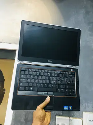 Laptop Dell Latitude E6320 4GB Intel Core I5 HDD 250GB