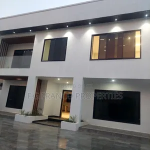 5bdrm House in Kg Franco Properties, Airport Residential Area for sale