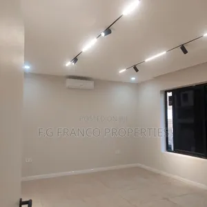 5bdrm House in Kg Franco Properties, Airport Residential Area for sale