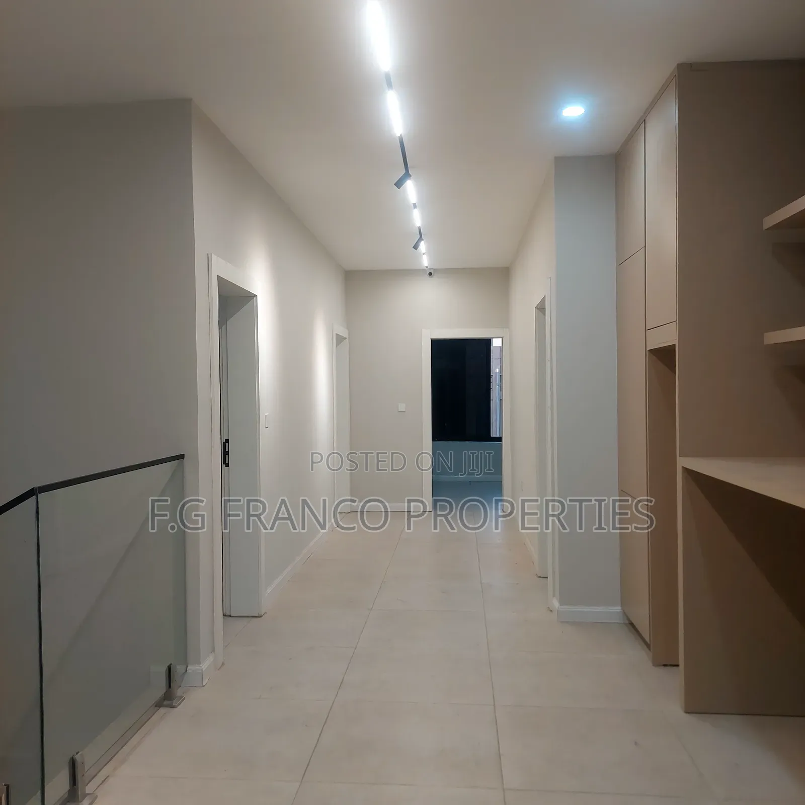 5bdrm House in Kg Franco Properties, Airport Residential Area for sale