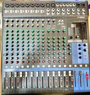 Yamaha Mg16xu Mixer