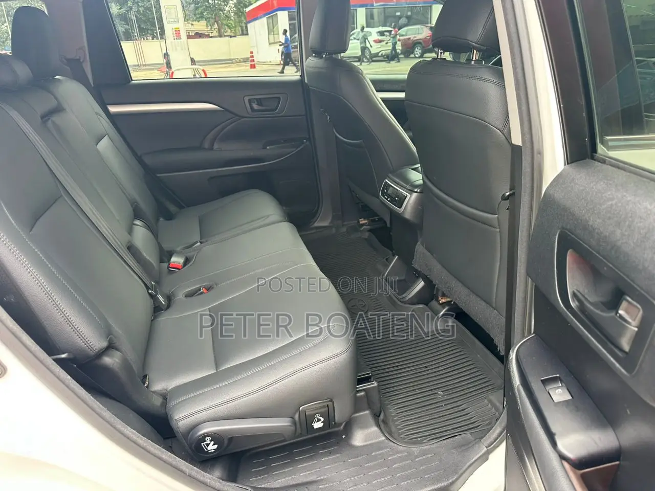 Toyota Highlander LE 4x2 (2.7L 4cyl 6A) 2018 White