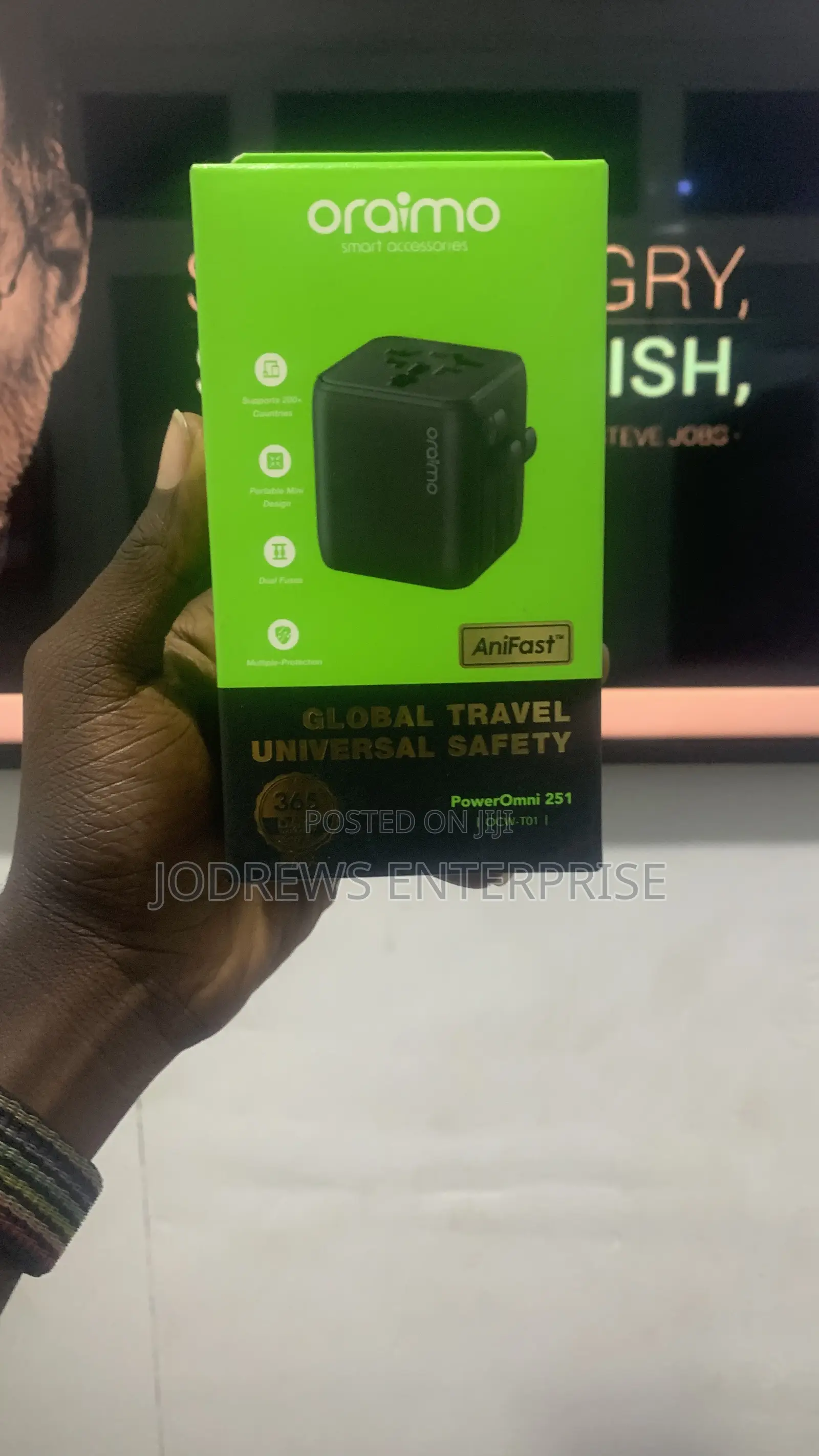 Oraimo Poweromni 251 2500w Multi-plug Travel Converter