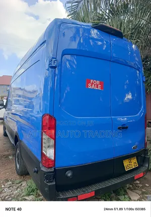 Ford Transit 2012 Blue