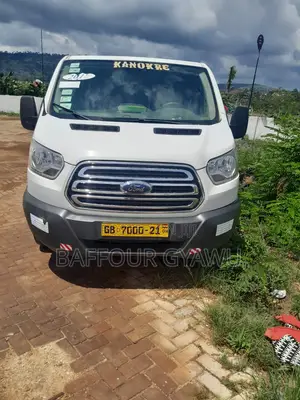 Ford Transit 2018 White