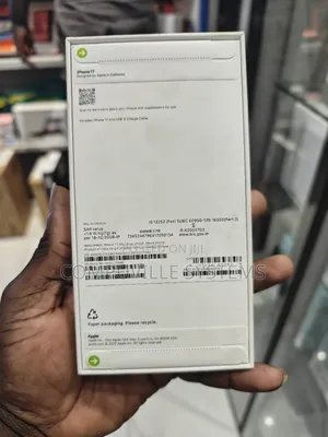 New Apple iPhone 17 256 GB Blue