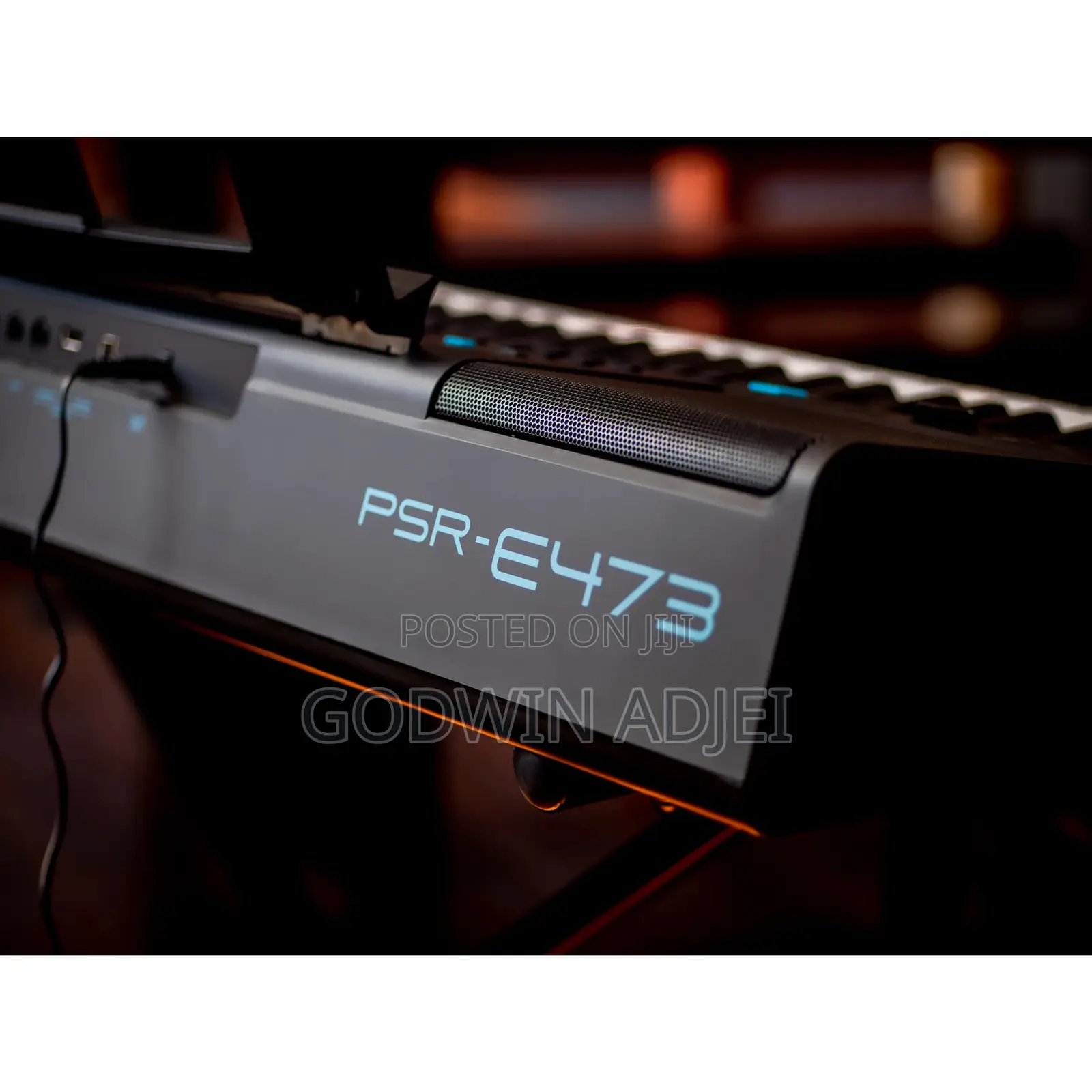 Yamaha E-473 Keyboard