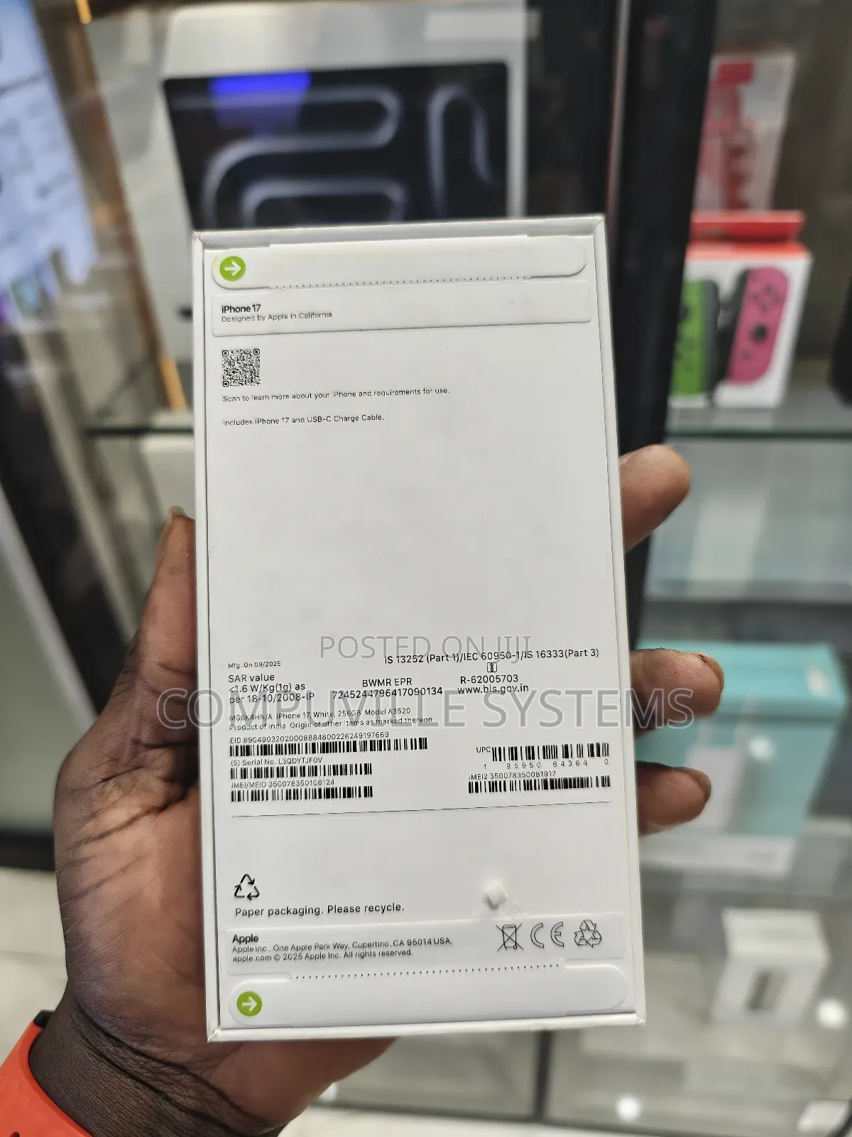New Apple iPhone 17 256 GB White
