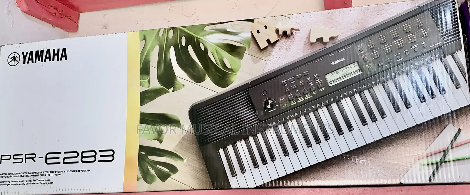 Yamaha Keyboard E283