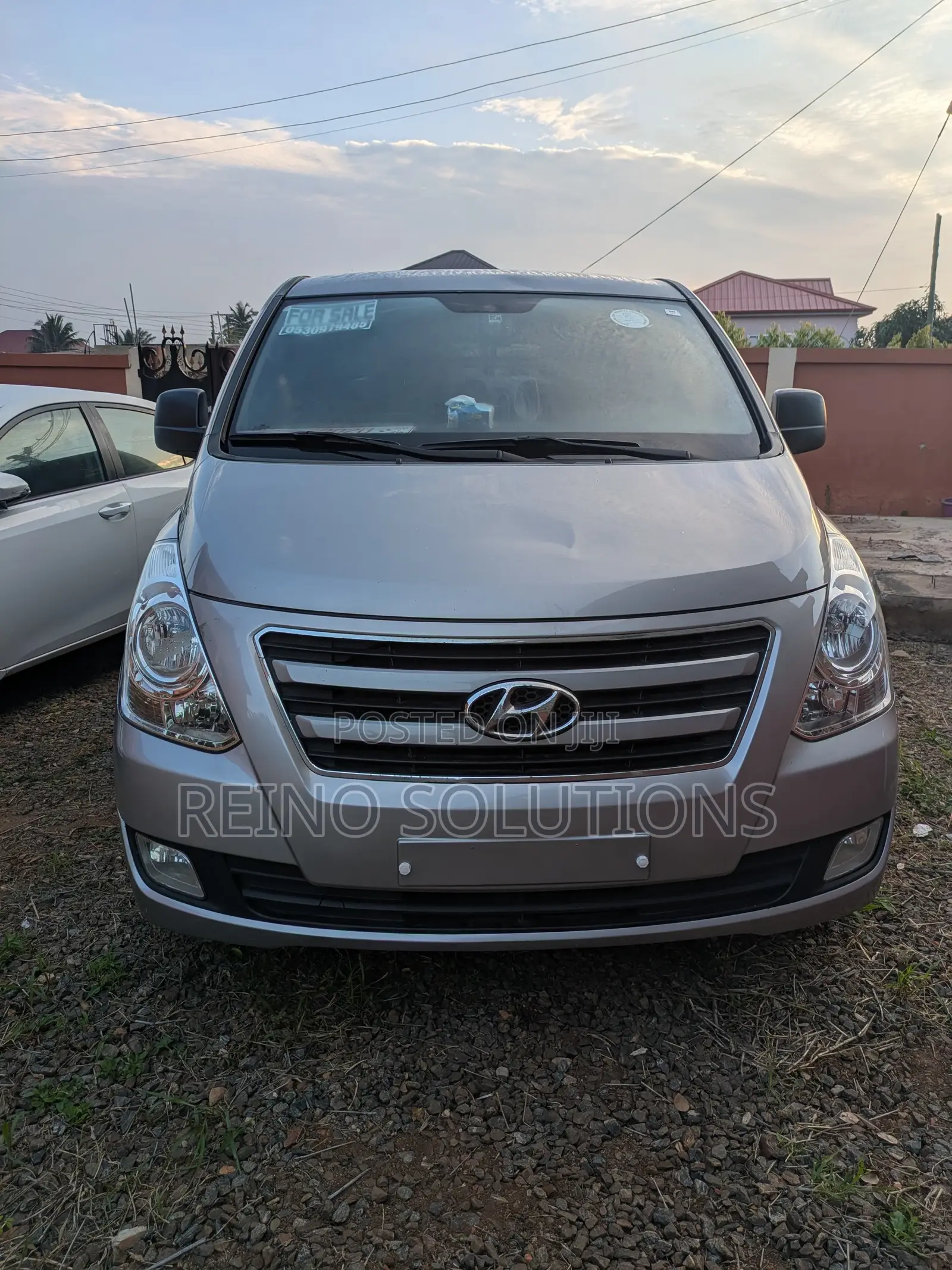 Hyundai Starex 2017 Silver